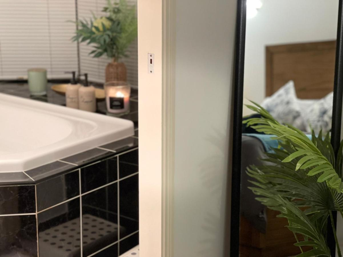Chill Lux Spa Unit ノース・レイクス エクステリア 写真